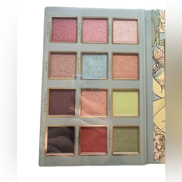 Disney Beauty and the Beast Eyeshadow Palette - Picture 4 of 4